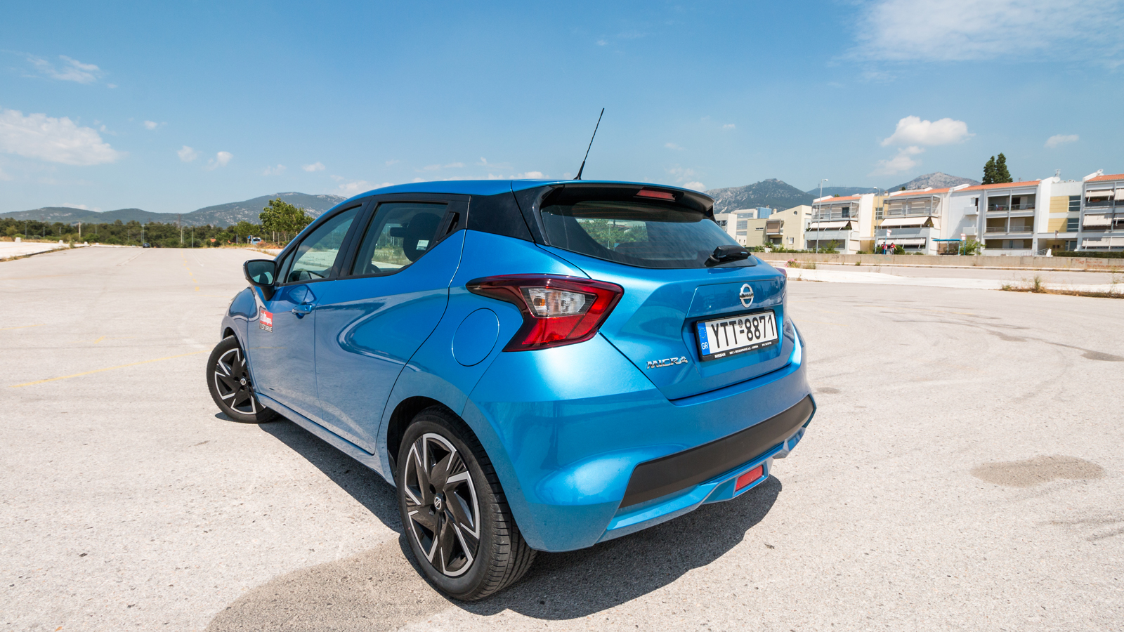 Nissan Micra: Αξίζει από τη βασική έκδοση